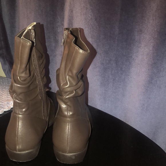 Booties - Picture 3 of 4